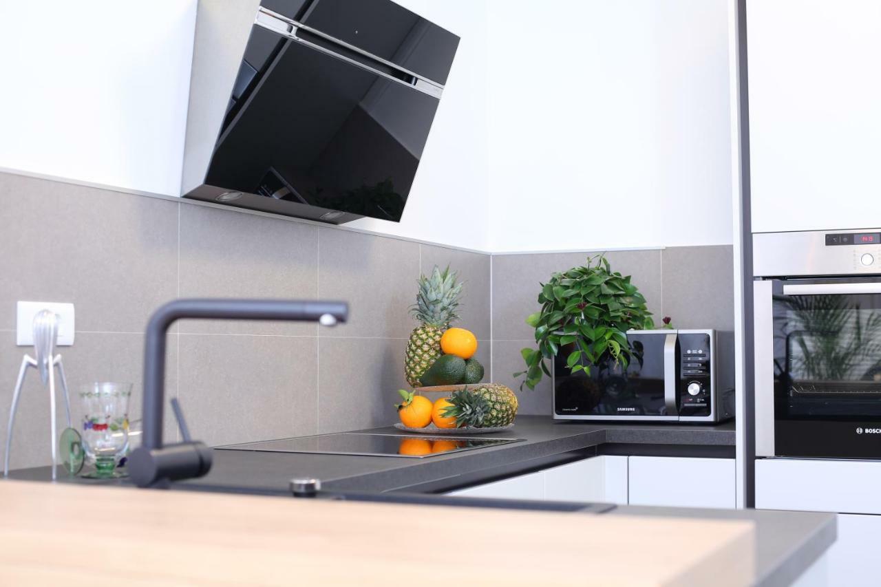 Luxury Apartment Kampanel Split Buitenkant foto