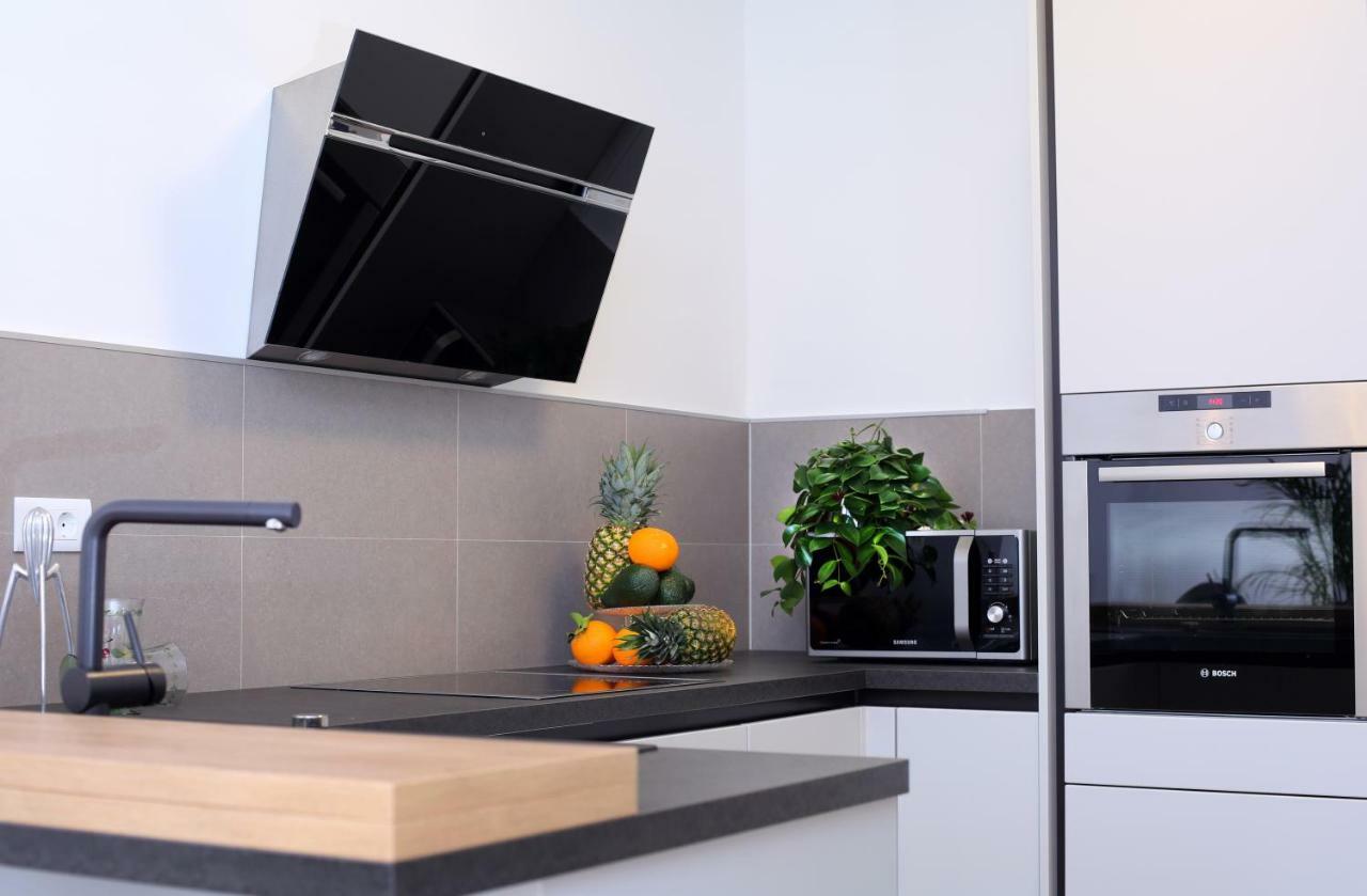 Luxury Apartment Kampanel Split Buitenkant foto