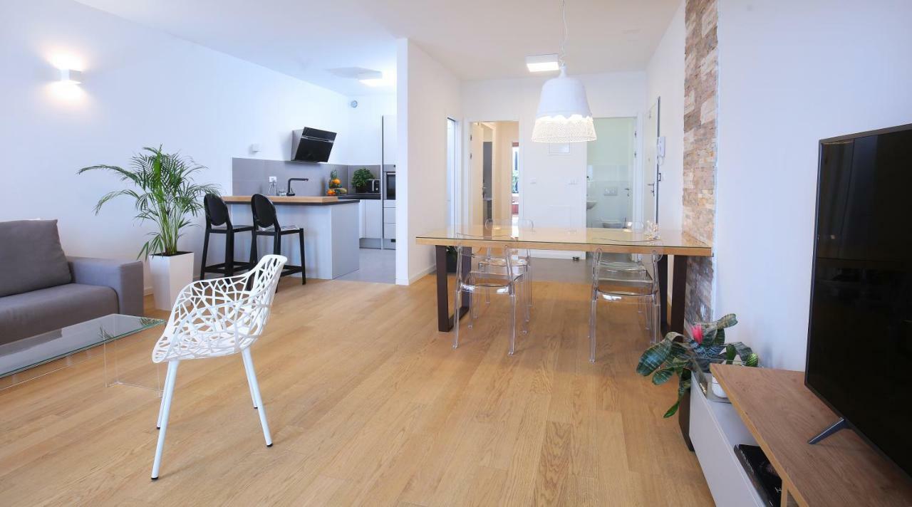 Luxury Apartment Kampanel Split Buitenkant foto